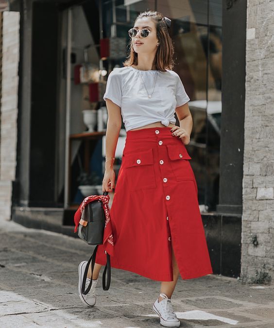 Saia midi para iniciantes: dicas fáceis para montar looks