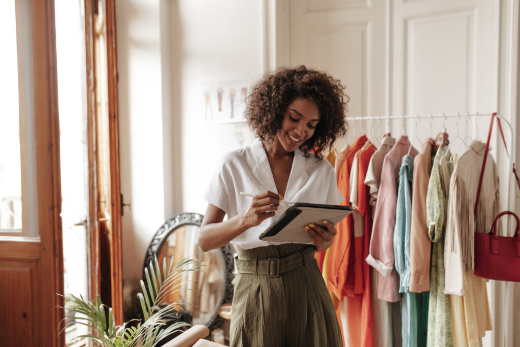 Lançamento de coleções de moda no Brasil: Guia completo para arrasar nas vendas!