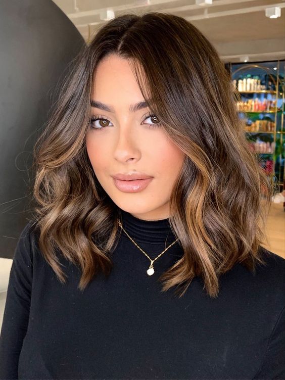 Corte de cabelo para cara redonda feminino: tendências para você se inspirar!