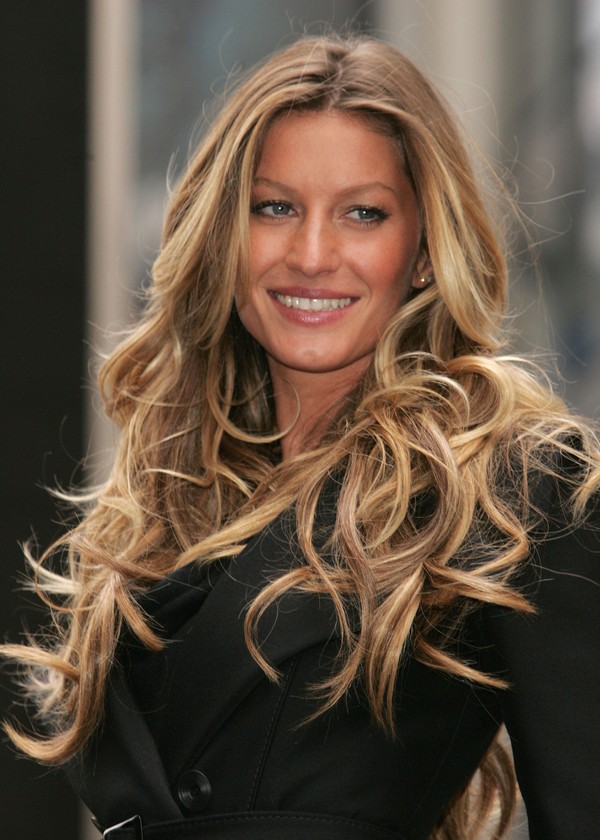 Cabelo da Gisele Bündchen: inspire-se no visual da modelo e arrase!