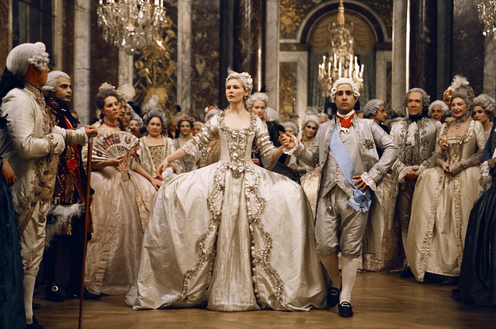 Filme sobre Maria Antonieta: qual versão conta melhor a história da rainha francesa?