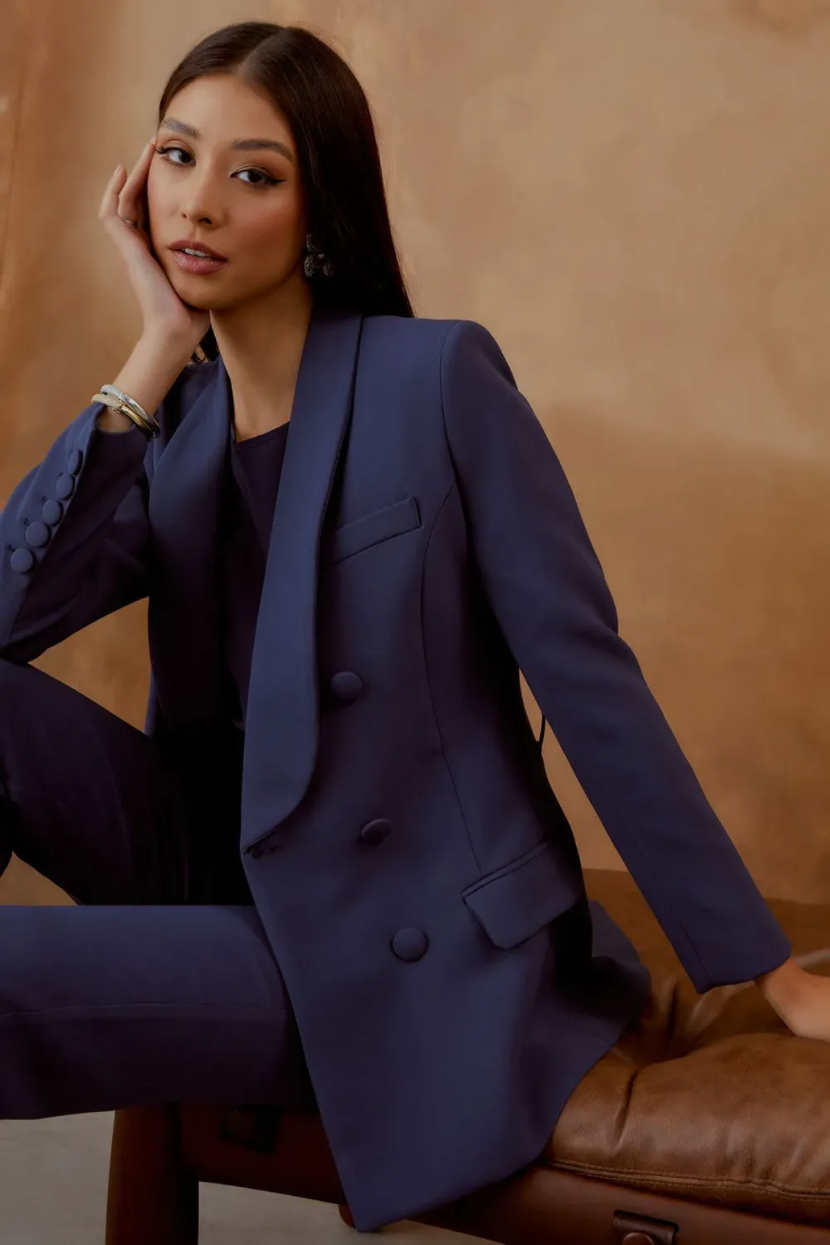 Qual blazer feminino escolher? Encontre o modelo perfeito para você.