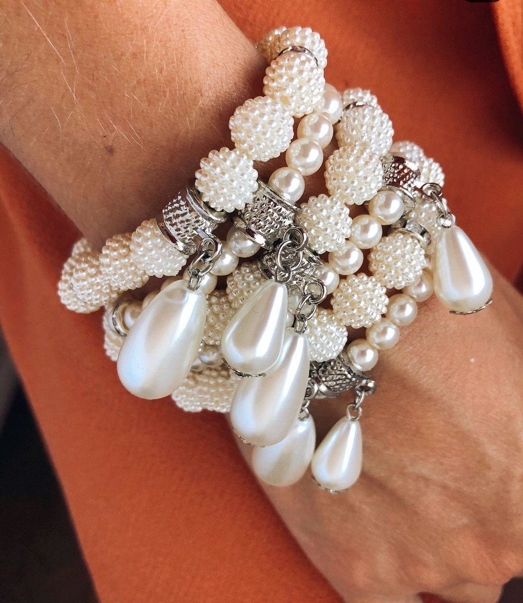 Pulseiras com pérolas: Guia completo de modelos e preços