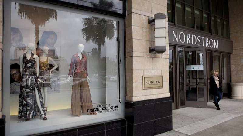 Onde comprar Roupas modernas de rua com estilo e bom preço? Veja aqui!