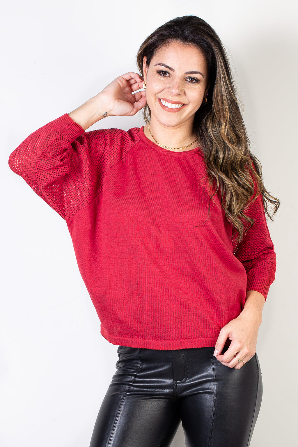 Quer blusas de malha estilo rua? Veja dicas para escolher a ideal!