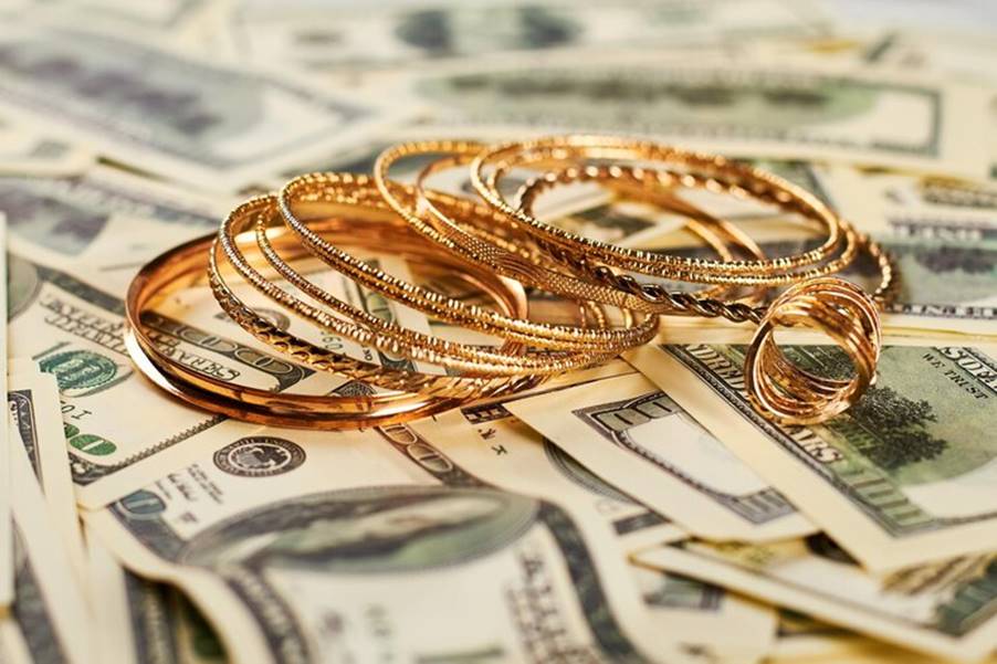 Acessórios de ouro 18k: um investimento que vale a pena