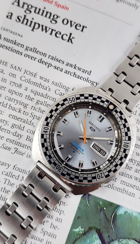 Seiko 6119: Descubra o valor desse relógio vintage no mercado atual.