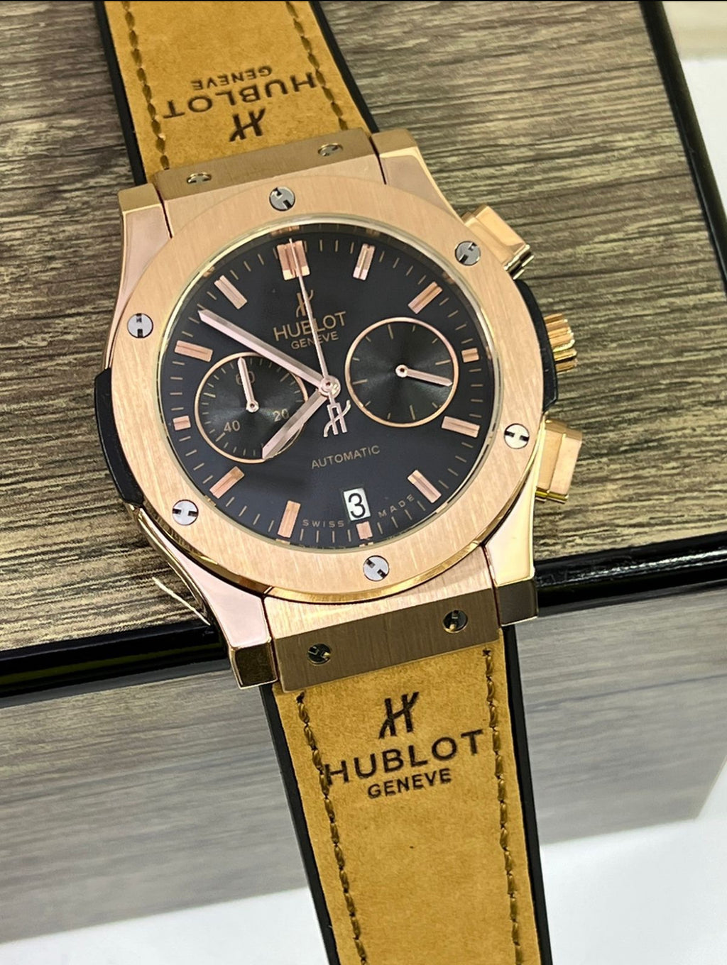 Onde comprar seu relógio Hublot Geneve? Dicas quentes para um bom negócio.