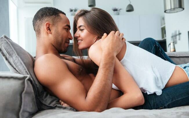 Sexo para virgem na primeira vez: como se preparar e ficar relax.
