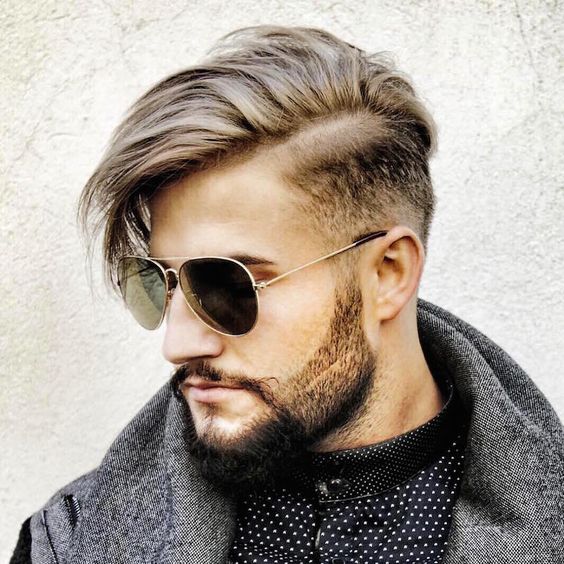 Corte de cabelo masculino com franja lateral é bom? (Benefícios para homens modernos!)