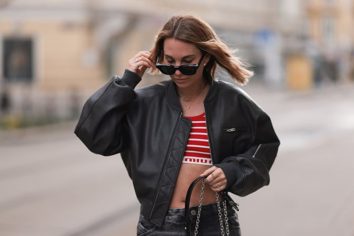 Qual modelo de bomber feminina usar hoje vem ver as opções atuais