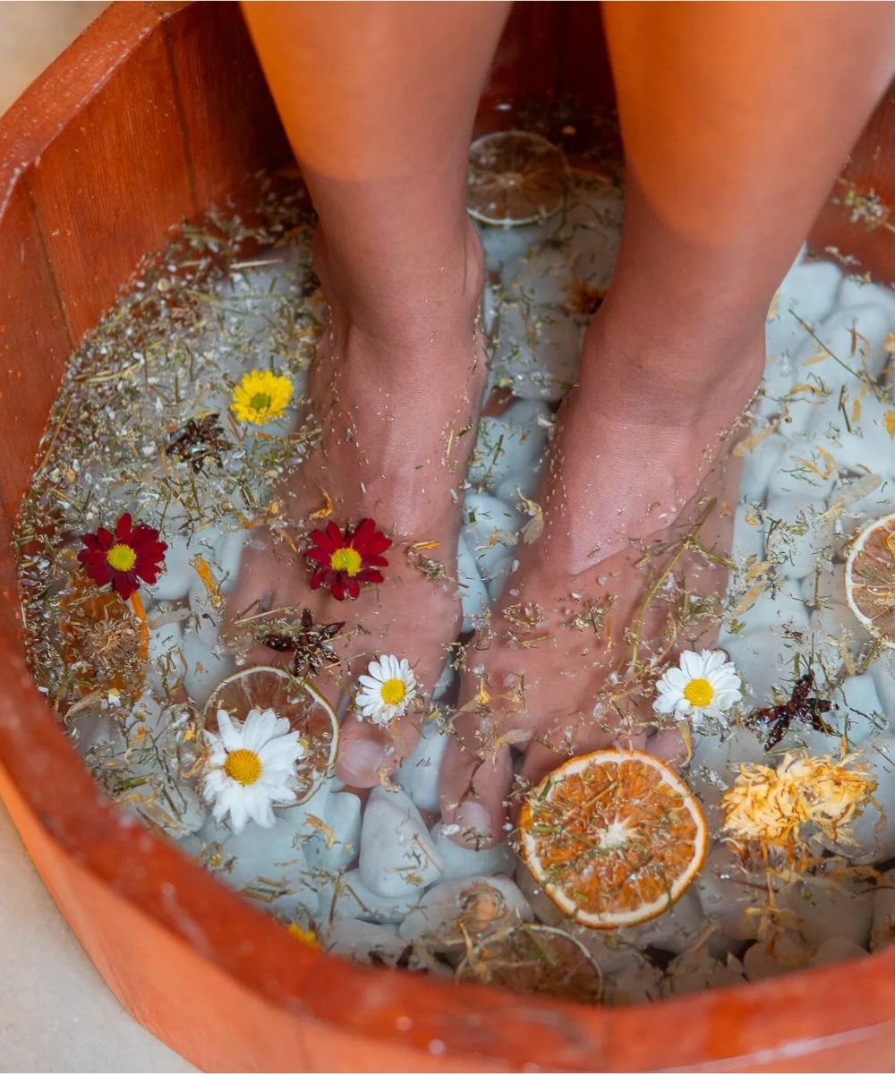 Como usar bacia escalda pés (dicas fáceis para relaxar em casa)