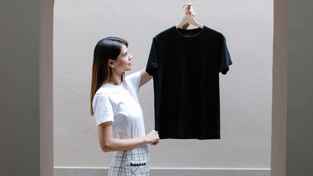 Camisa with t básica: qual tecido escolher para mais conforto e durabilidade?