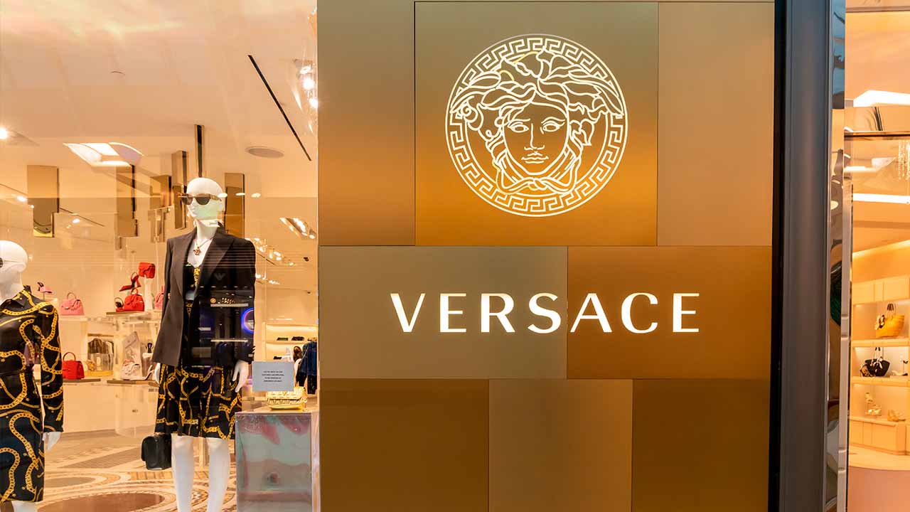 Onde comprar produtos da marca Versace autênticos no Brasil? Confira lugares!